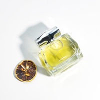 Flacon de parfum vide en verre cristal épais taillé en prisme, 100 ml, avec pulvérisateur à pompe, couleur personnalisée, sérigraphié, style bambou poli