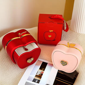 Rose éternelle motif carré personnalisé boîte-cadeau de bijoux de Noël et de la Saint-Valentin avec motif de pomme pour emballage de colliers - Product Image 1