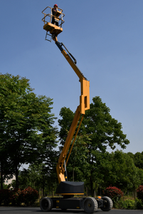 Tự hành có khớp nối <span class=keywords><strong>b</strong></span>ùng nổ xô manlift Boom Lift telescoping Boom Lift với giá thấp - Product Image 5