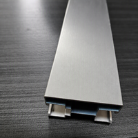 Système de montage de panneaux solaires sur carport en aluminium sur mesure pour le stationnement double commercial et résidentiel