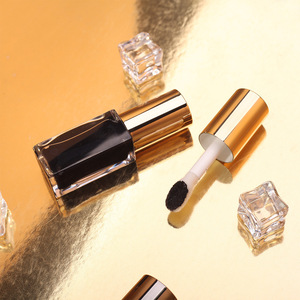 Tubo de plata contenedor belleza cosméticos maquillaje brillo de labios base de etiqueta privada brillo de labios varita grande brillo de labios al por mayor brillo de labios - Product Image 1
