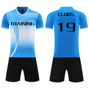 قمصان كرة قدم مخصصة بالجملة، 100% بوليستر، خفيفة الوزن وقابلة للتنفس، متعددة الألوان، أطقم كرة قدم رجالية مع طباعة شعار مخصص - Product Image 1