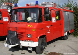 Đèn Tín Hiệu Cảnh Báo Xoay Halogen Màu Hổ Phách Hấp Dẫn Mới Phát Triển Đèn Xoay Chống Nước (BOS-RKLE200) - Product Image 6