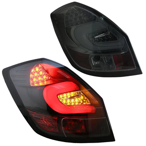 Pour Skoda <span class=keywords><strong>Fabia</strong></span> 2008-2014 Version Fumée Feux Arrière LED Rétrofit/Mise à Niveau 12V 10000 Lumens Automobile Neuf Rouge - Product Image 1