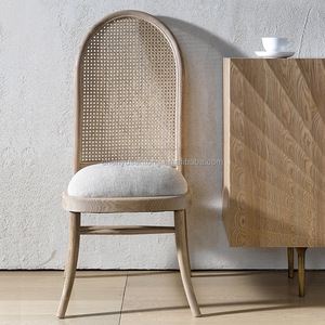 Franse Retro Massief Houten Eettafel Met Vier Stoelen Combinatie <span class=keywords><strong>High</strong></span>-End Eenvoudige Appartement Villa Ronde Tafel - Product Image 2