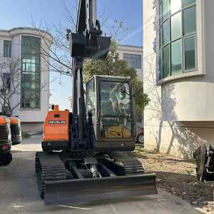 รถขุดไฮดรอลิกขนาดเล็ก DEVELON DX80D 8 ตัน ประสิทธิภาพสูง ขายดี พร้อมบุ้งกี๋ขนาด 0.3 ลูกบาศก์เมตร ใช้งานน้อย (0-2000 ชั่วโมง) - Product Image 4