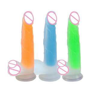 Delove Realistische Kunstmatige Siliconen Penis Sensuele Speelgoed Lichtgevende Dildo Voor Vrouwen Waterdicht Leven 185X33Mm - Product Image 1