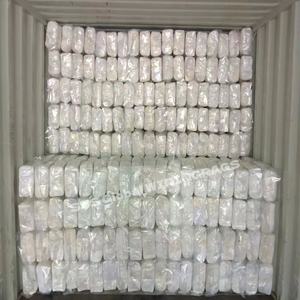 Trapos de limpieza de algodón reciclado de 10 kg, trapos de camiseta blancos reciclados, trapos de tela tejida para limpieza. - Product Image 1