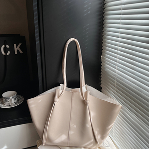 Bolso de Mano de Diseño de Lujo. Bolso Tote de Moda para Mujer. Hecho de material PU. Adecuado para uso diario.9018 - Product Image 3