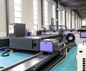 Machine de découpe laser fibre intégrée 1500W 3000W 6000W pour plaques et tubes, avec fonction rotative pour la découpe de tôles et tubes métalliques, modèles 1530 2040, découpe laser CNC aluminium - Product Image 1