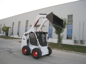 โรงงานMini <span class=keywords><strong>Skid</strong></span> <span class=keywords><strong>Steer</strong></span> Crawler Loaderราคาถูก - Product Image 4