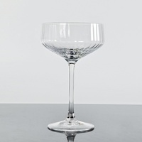 Logo personnalisé luxe Transparent côtelé coupe champagne verres à vin ensemble verre ceinture rayé gobelets tasse