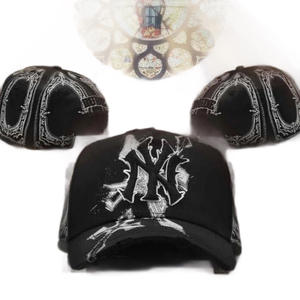 Sombreros de Lona de Alta Calidad, 31 Gorras Deportivas de Béisbol con Visera Curva y Pedrería, Ajustables, Transpirables e Impermeables - Product Image 6
