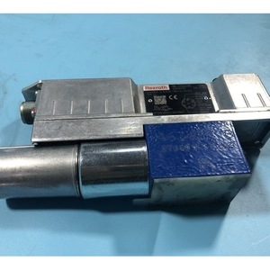 Rexroth Proportional Directional Valve 4WREE6EA16-3X <b>V</b> 24A1 315 <b>Bar</b> 60 L Min Hydraulic Control - Product Image 2