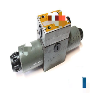 Valvola di Controllo Direzionale PLC 4WE 10 J30CG24N9DZL - Controllore Programmabile 4WE 10 J30CG24N9DZL - Product Image 1