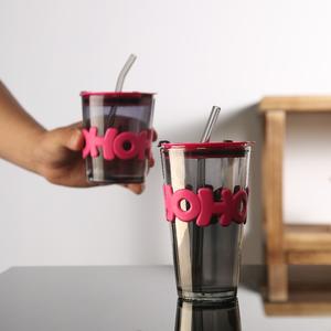 Meilleure Vente Gobelet en Verre Épais au Design Mignon Verrerie Portable Tasse pour Étudiant avec Paille Bouteille d'Eau Portable en Plastique - Product Image 3