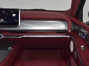 GWM Tank 700 Hi4-<span class=keywords><strong>T</strong></span> 2025, SUV Ibrido Plug-In 3.0T 360cv V6, Veicolo Elettrico a 5 Porte e 5 Posti, Fuoristrada in Offerta - Product Image 6