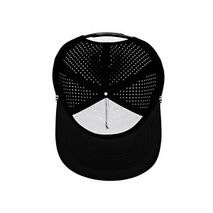 Casquette Trucker Ajustable Noire en Caoutchouc Découpée au Laser à 6 Panneaux avec Trous et Corde pour Adultes, Vêtement Décontracté, Fabriquée au Vietnam - Product Image 4