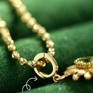 Collar con Colgante de Girasol Amarillo en Oro Sólido de 18k, Diseño Personalizado Xinfly, Joyería para Mujer - Product Image 3