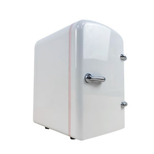 <span class=keywords><strong>Mini</strong></span> <span class=keywords><strong>nevera</strong></span> cosmética <span class=keywords><strong>de</strong></span> 9 litros con tecnología <span class=keywords><strong>de</strong></span> refrigeración <span class=keywords><strong>para</strong></span> <span class=keywords><strong>productos</strong></span> <span class=keywords><strong>de</strong></span> <span class=keywords><strong>belleza</strong></span> y cuidado <span class=keywords><strong>de</strong></span> la piel - Product Image 4