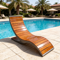 Chaise de plage en bois moderne en forme de S avec structure en aluminium moulé pour patio extérieur