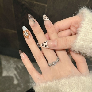 Uñas Postizas Acrílicas 3D con Flores para Mujer, Hechas a Mano, de Alta Calidad, Venta al Por Mayor - Product Image 2