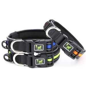 Collares reflectantes para perros, color negro con rayas verdes, azules y naranjas, estilo simple, para todas las estaciones, para uso general - Product Image 1
