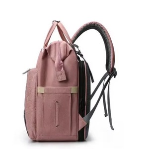 Muestra gratuita de cuna portátil de lujo para recién nacidos y bolsa de pañales para mamá con puerto USB, mochila para pañales con moisés. - Product Image 3