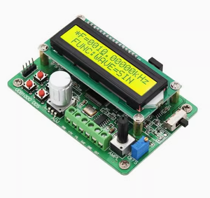 <span class=keywords><strong>UDB1002S</strong></span> 2M <span class=keywords><strong>DDS</strong></span> <span class=keywords><strong>Signal</strong></span> <span class=keywords><strong>generator</strong></span> mit 60MHz Frequenz messer Rainbow semi - Product Image 1