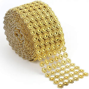 Nastro di maglia di strass di cristallo dorato a forma di fiore di plastica lucida a forma di fiore per decorazioni - Product Image 2