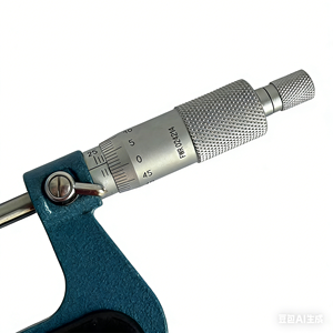 外側マイクロメーター サイズ405-105(0-25mm)、405-110(25-50mm)、405-115(50-75mm)、405-120(75-100mm) - Product Image 5