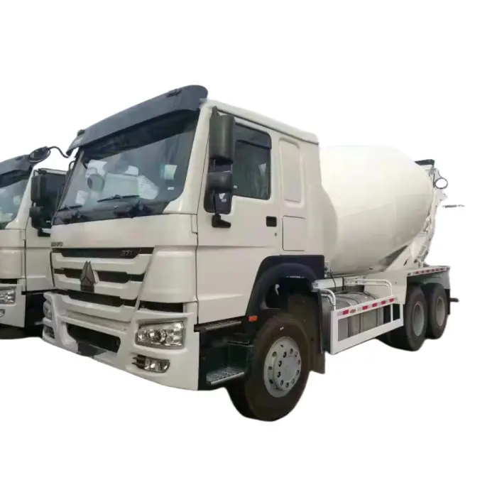 Second hand cement trucks concrete mixer 10 cubic meters concrete mixer truck Howo used concrete mixer truck price