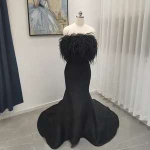 שמלת כלה יוקרתית בהתאמה אישית שחורה פרווה יען עטופה רכבת ירכיים סייברידל
