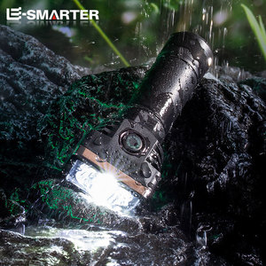 ไฟฉาย Le-Smarter รุ่นมินิ LED อลูมิเนียมอัลลอยด์ สำหรับตั้งแคมป์และกิจกรรมกลางแจ้ง พกพาสะดวก พร้อมฟังก์ชั่นปรับความสว่าง - Product Image 3