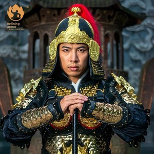 Casque d'armure Songming Mingguang sculpté à la main en forme d'aile de poulet pour tir, avec détection de la position des flèches, pour utilisation par un utilisateur réel, Chine - Product Image 3