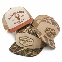 Casquette Snapback 7 Panneaux Personnalisée en Sergé Lourd avec Broderie, Casquette Trucker à Visière Plate en Maille avec Impression Camouflage par Sublimation