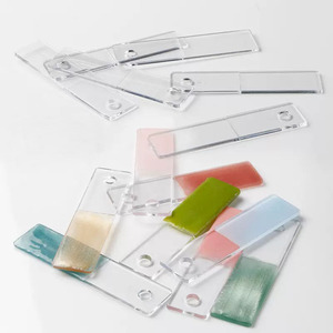 Vente en gros de 50 pièces/ensemble de présentoirs à vernis à ongles carrés transparents avec anneau métallique pour salon de manucure - Product Image 2