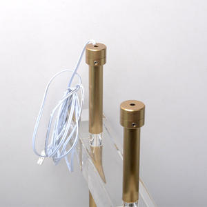 Estante para Botellas de Vino de Aleación de Aluminio con Tubo Redondo, Soporte para Botellas de Vino de Acrílico Cristalino Emisor de Luz, Diseño Simple y Moderno - Product Image 4