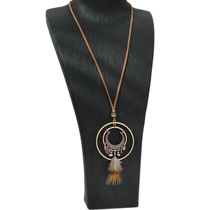 Bohemian Vintage Feather Pendant Necklaces Alloy <b>Copper</b> Unisex Long <b>Chain</b> Handmade Colorful Real Feathers Circle Design - Product Image 3