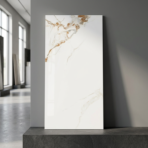 Carreaux de porcelaine italiens Statuario blancs 600x1200mm, surface polie pour une décoration intérieure élégante - Product Image 3