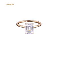 Bague en moissanite taille émeraude en argent sterling S925 pour femmes avec options de pierres de 1, 2, 3, 4, 5 et 10 carats pour commandes personnalisées