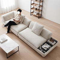 Luxuriöses Wolken-Sofa im Italienischen Designer-Stil, Modernes Populäres Cremefarbenes Breitsitz-Wohnzimmersofa mit Marmor-Beistelltisch