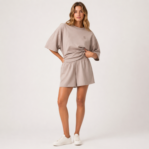 Ensemble décontracté pour femme en mélange de coton OEKO-TEX, t-shirt oversize et short, fabrication OEM, faible MOQ, vente en gros - Product Image 1