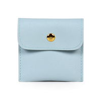 Pochette à bijoux en cuir PU avec logo personnalisé pour bagues, boucles d'oreilles, colliers, sacs enveloppe à boutons, emballage textile