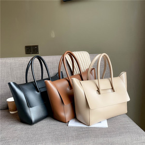 Sac à Main Décontracté en Gros d'Usine Grande Sacoche pour Filles Jeunes Femmes - Product Image 1
