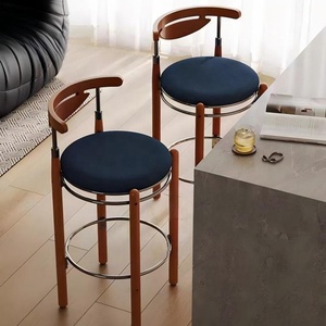 Tabourets <span class=keywords><strong>de</strong></span> <span class=keywords><strong>bar</strong></span> modernes Rosegia ZJL-BC070 avec structure en bois massif, chaises hautes pour table <span class=keywords><strong>de</strong></span> <span class=keywords><strong>bar</strong></span>, usage commercial en Chine - Product Image 3
