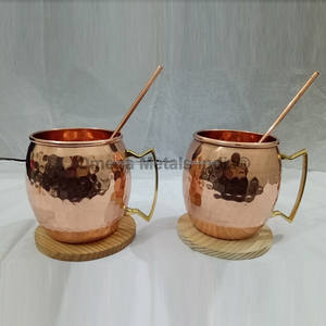 Juego de alta calidad de 2 tazas de cobre Moscow Mule con mango de diseño único para oficina y uso diario - Product Image 3
