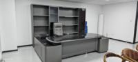Bureau d'ordinateur de luxe en bois massif peu encombrant en forme de L avec tiroirs de rangement et bordure en PVC pour