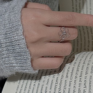 Bague en argent pur S925, fabrication artisanale italienne, motif floral, design simple et tendance, vintage, réglable - Product Image 2