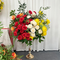 Arrangement de fleurs artificielles de luxe rouge, blanc et jaune de 30 à 70 cm, centre de table de mariage pour la décoration d'événements et de fêtes